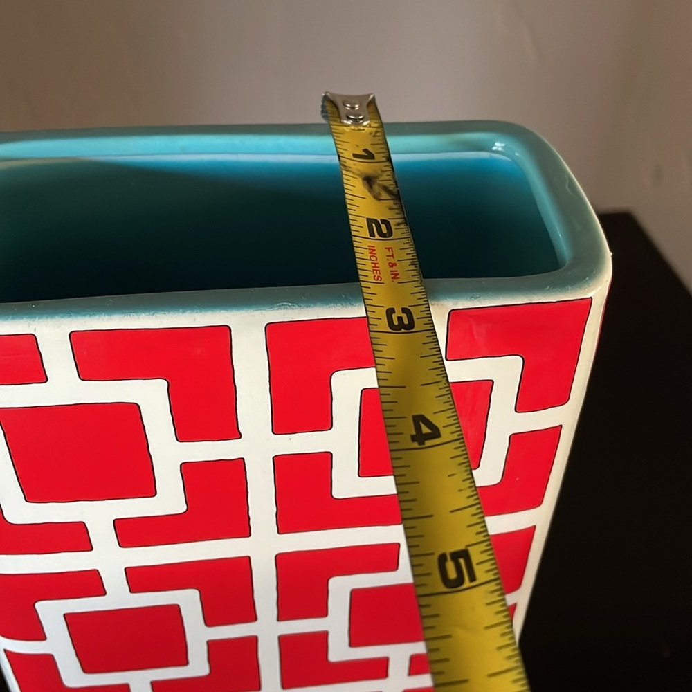 Decorative Contemporary Design Containers - Picture 7 of 7